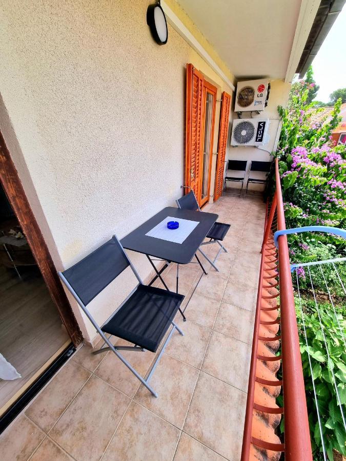 Julia Apartment Biograd Na Moru Exterior photo