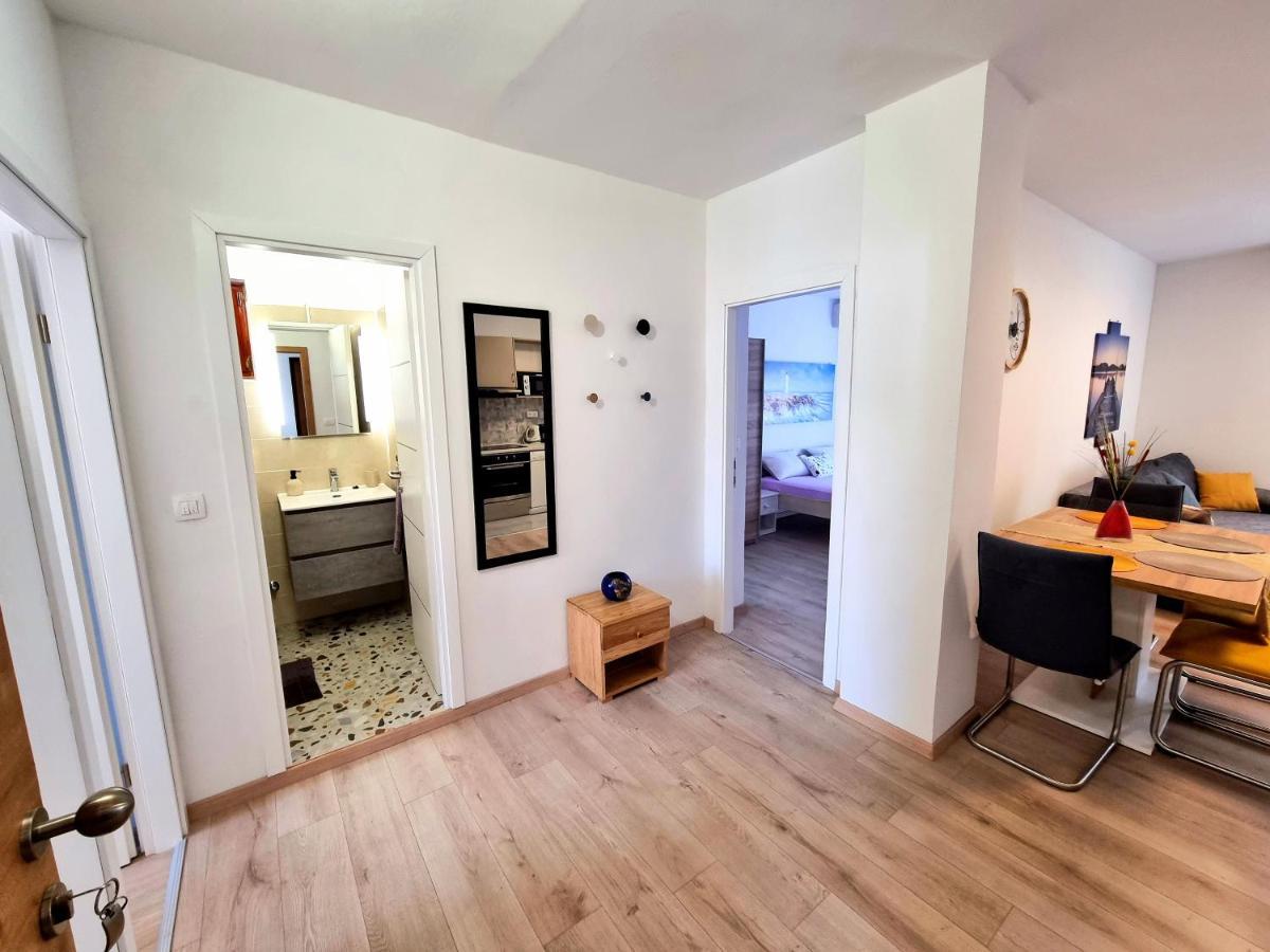 Julia Apartment Biograd Na Moru Exterior photo