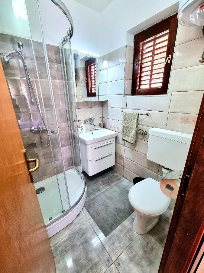 Julia Apartment Biograd Na Moru Exterior photo